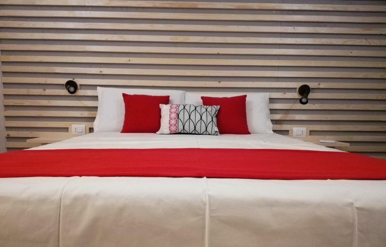 Le Mangiatoie Del Cavaliere Bed & Breakfast Montallegro Bagian luar foto