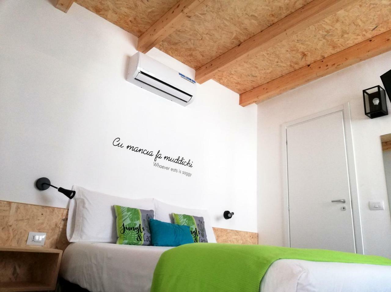 Le Mangiatoie Del Cavaliere Bed & Breakfast Montallegro Bagian luar foto